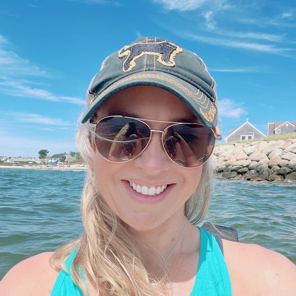 Meet your Posher, Lana - Picture 5 of 7